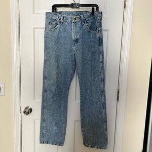 Vintage Wrangler straight legged jeans